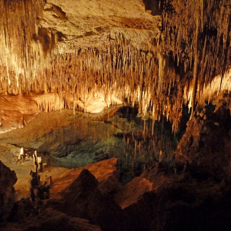 Cuevas-del-Drach-8